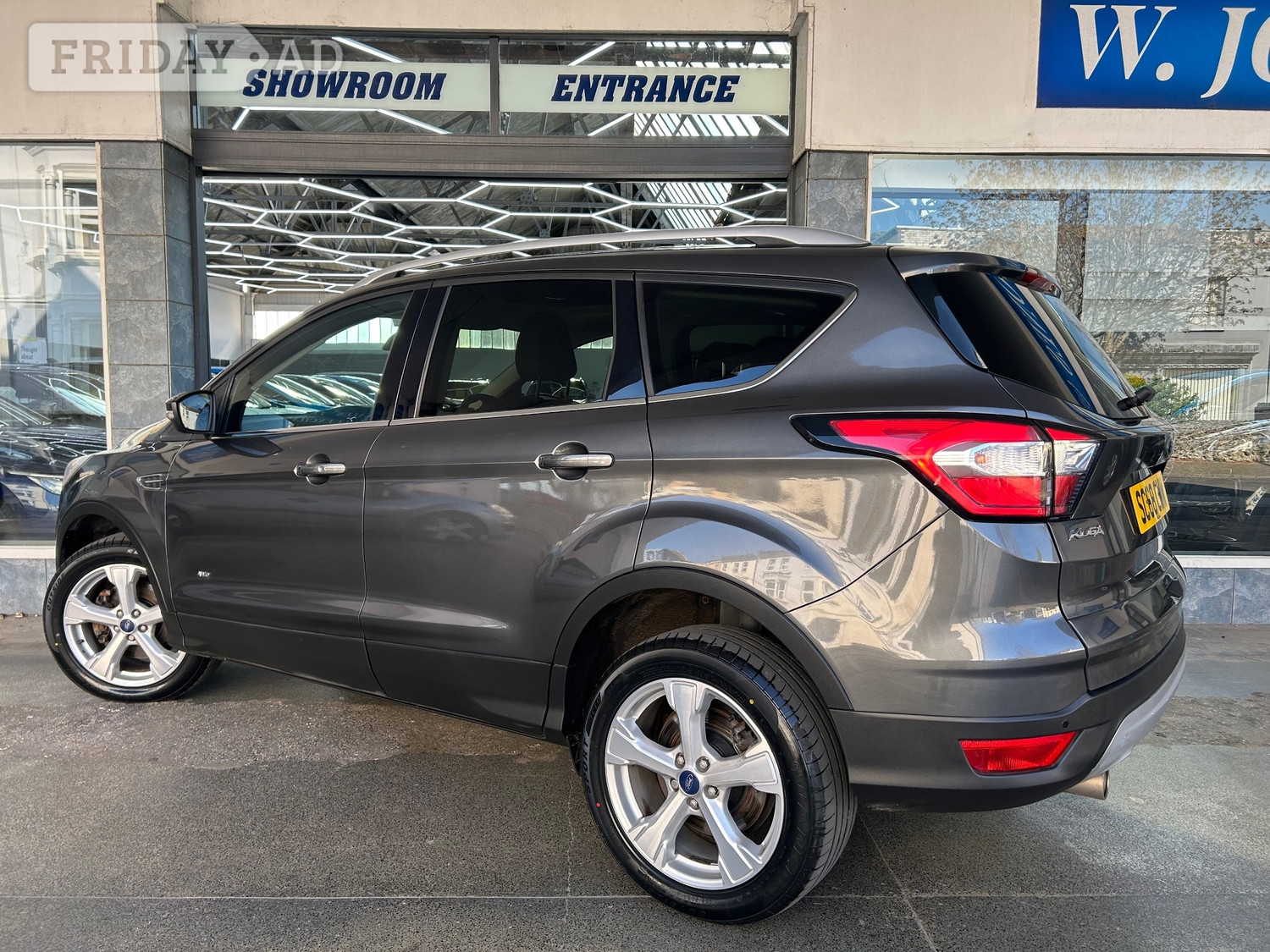 Ford Kuga 2019 - Cars