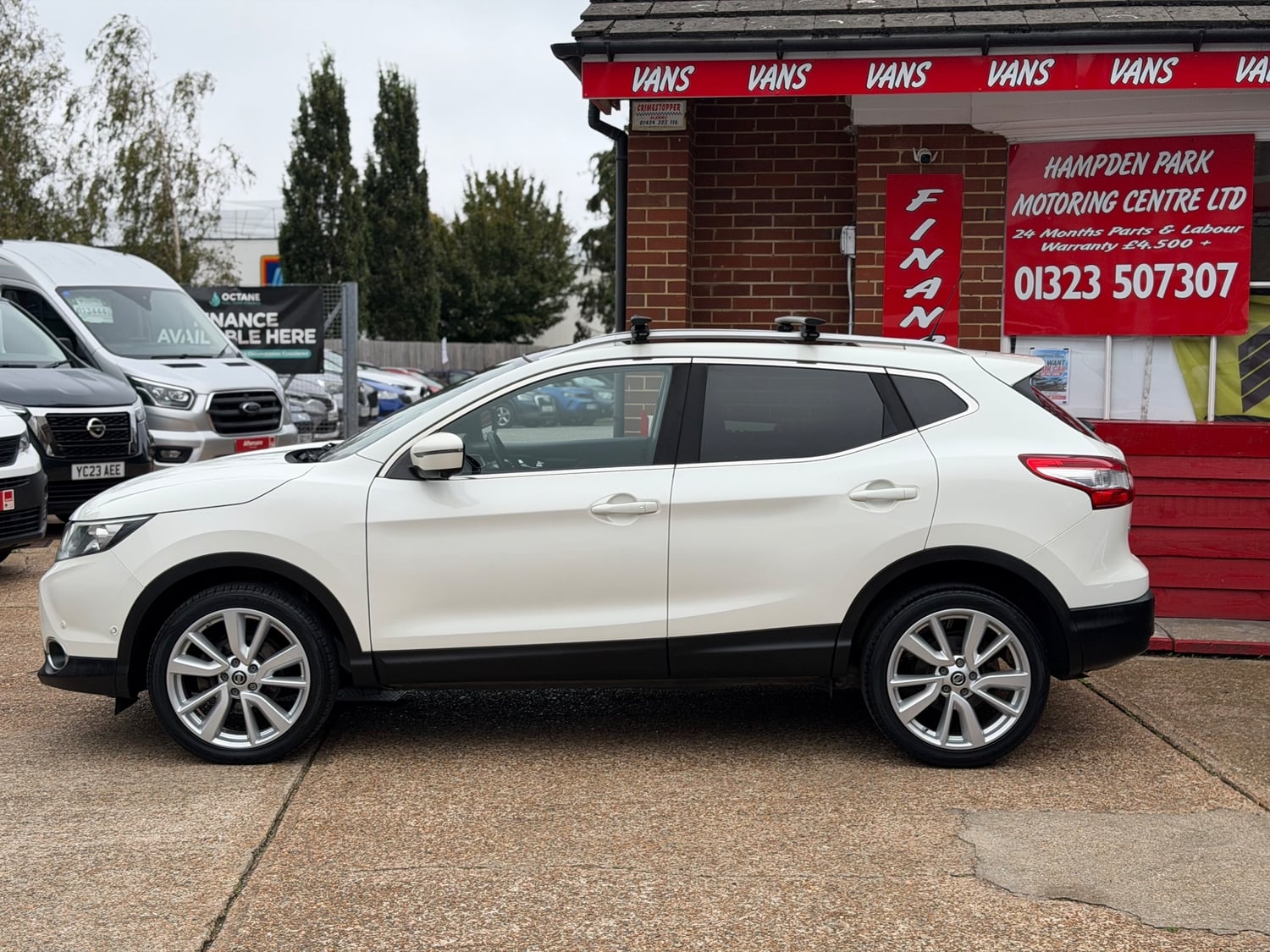 Nissan Qashqai 2014 - Cars