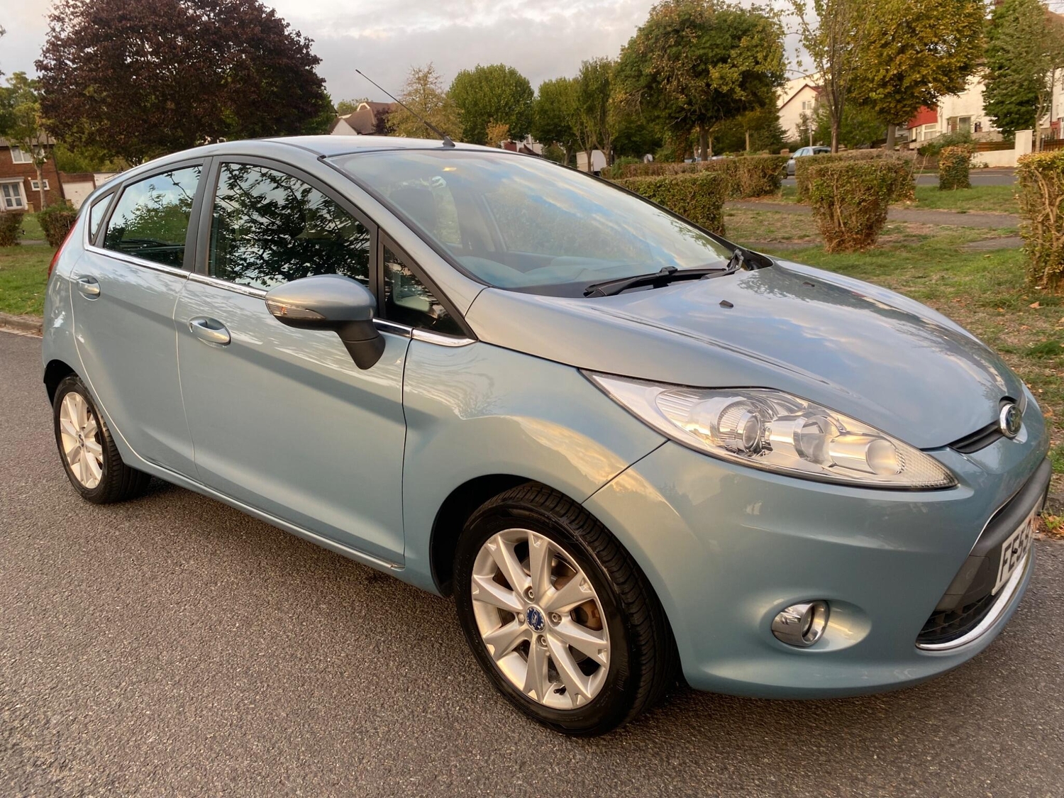 Ford Fiesta 2009 - Cars