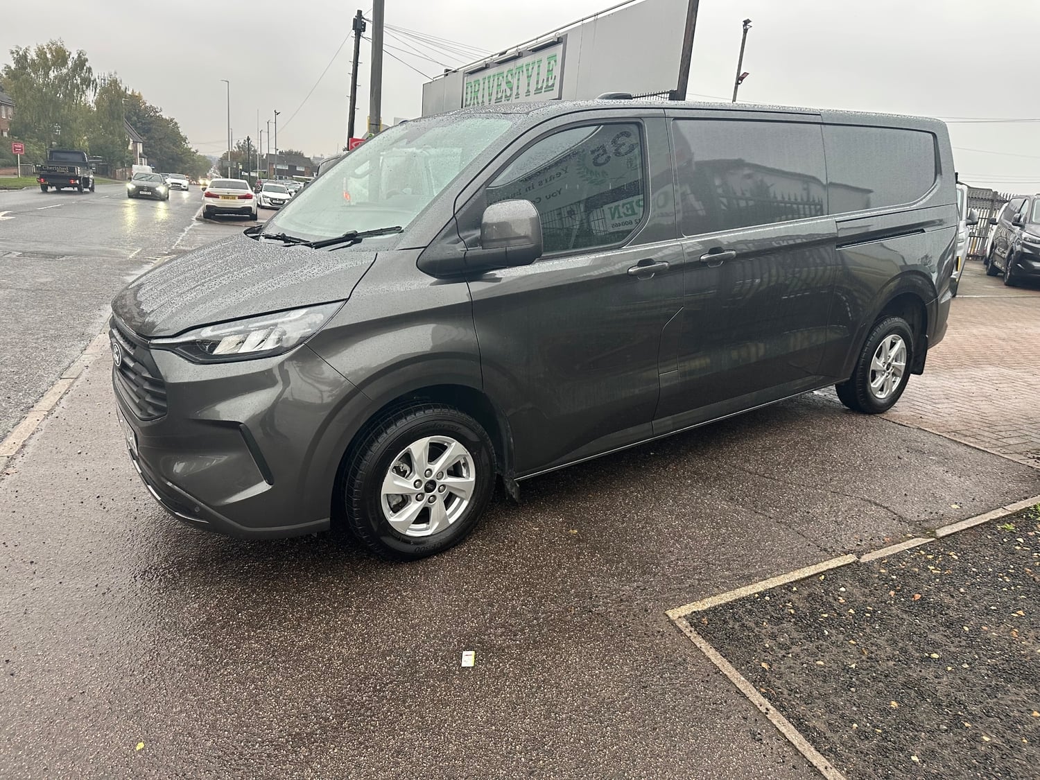 Ford Transit Custom 2025 - Vans & Commercial Vehicles