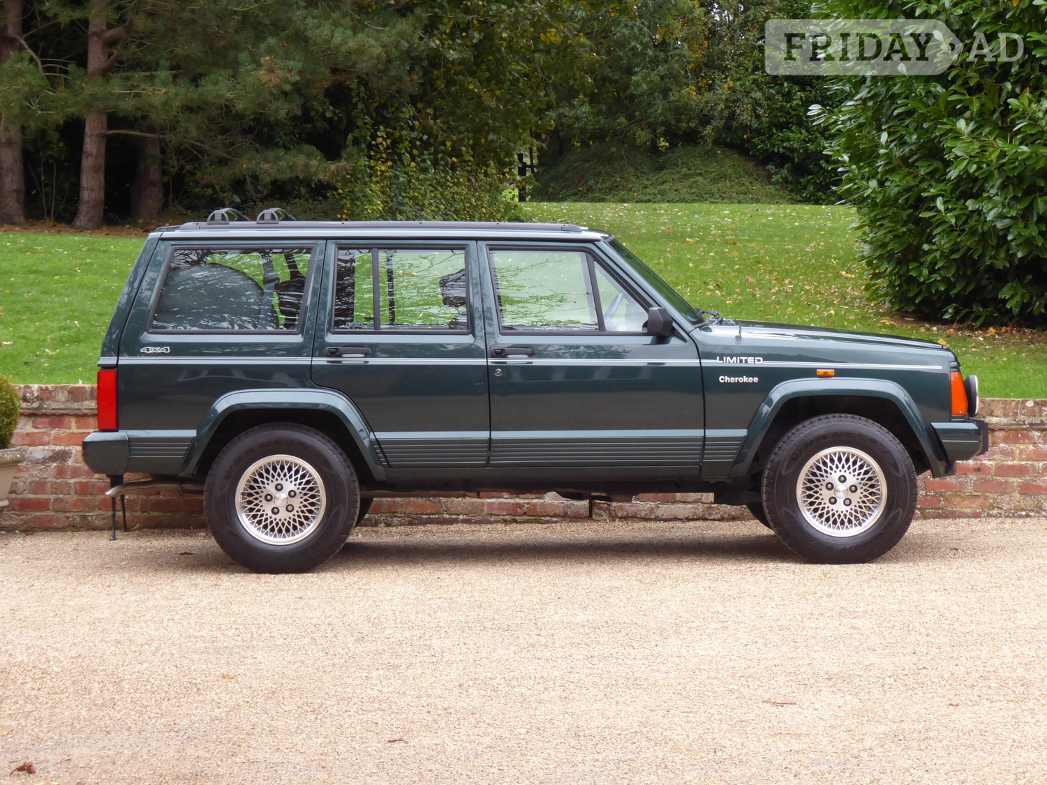 Jeep Cherokee 1993 - Cars in Northampton