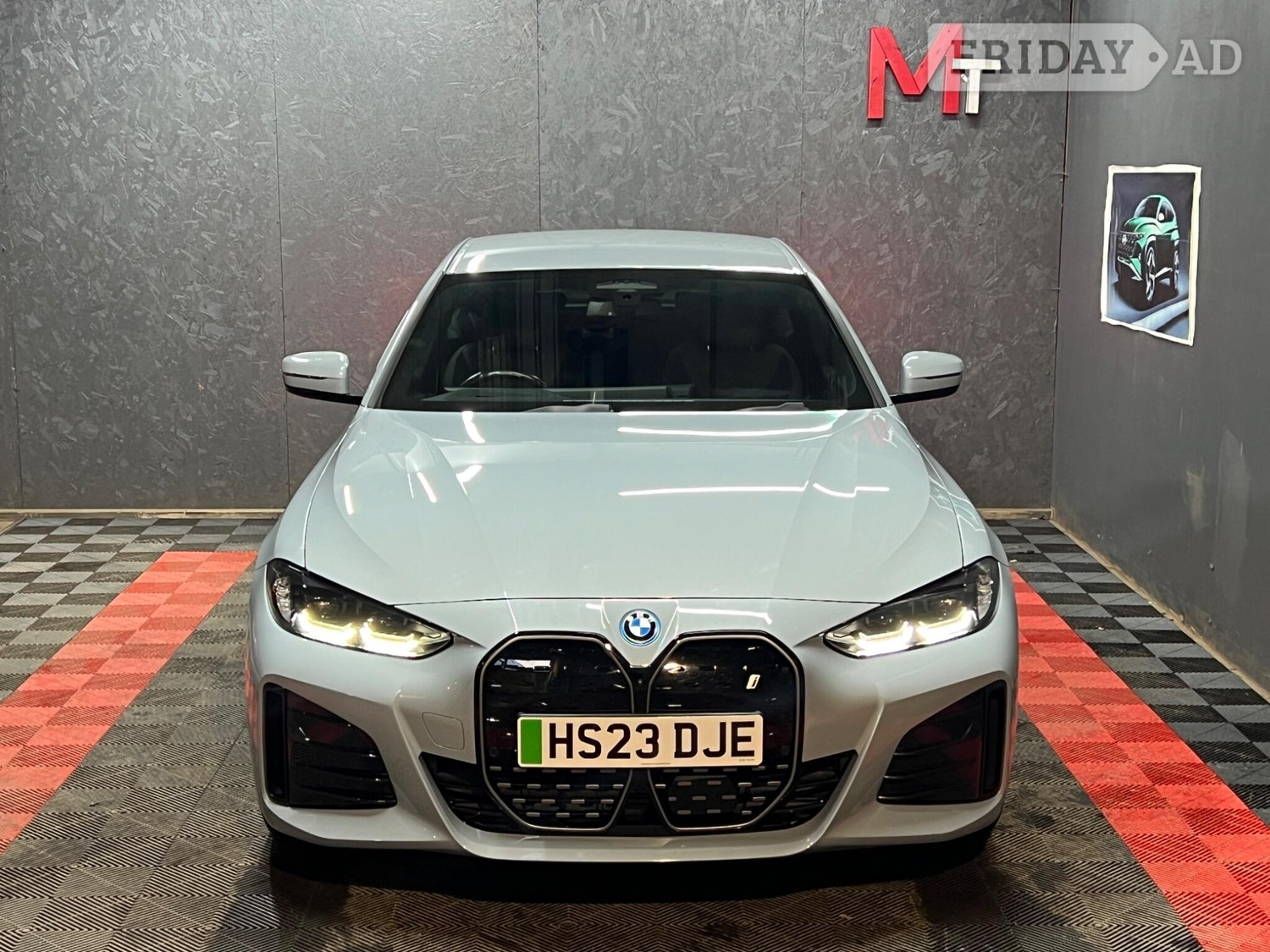 [ berth ]BMW i4