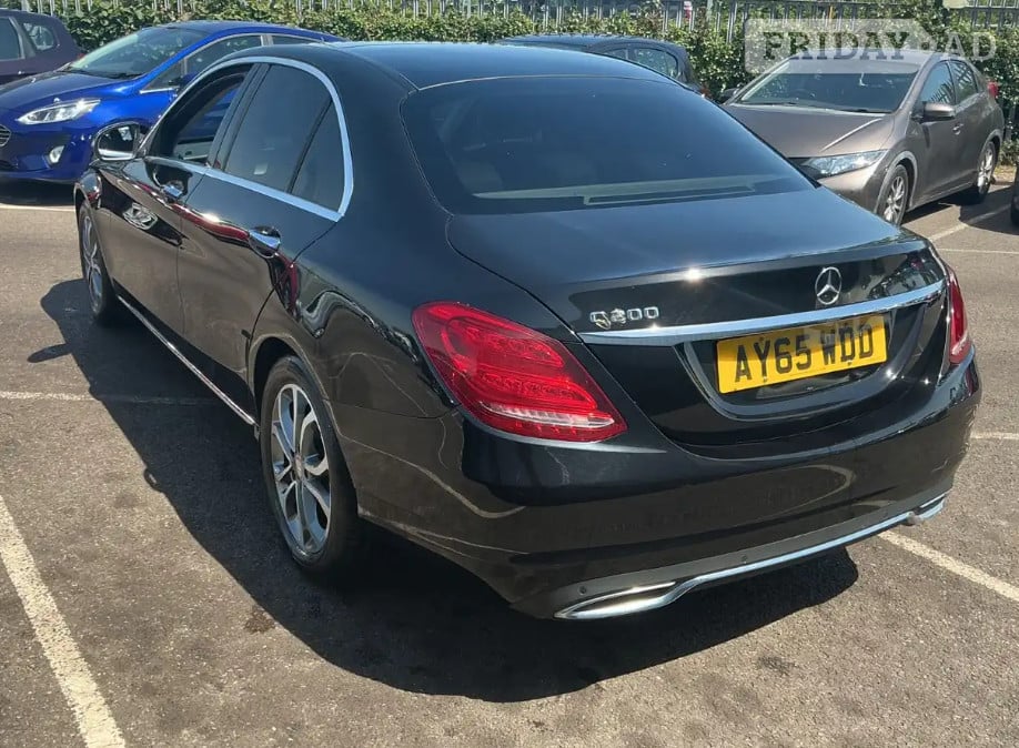 [ berth ]Mercedes-Benz C Class