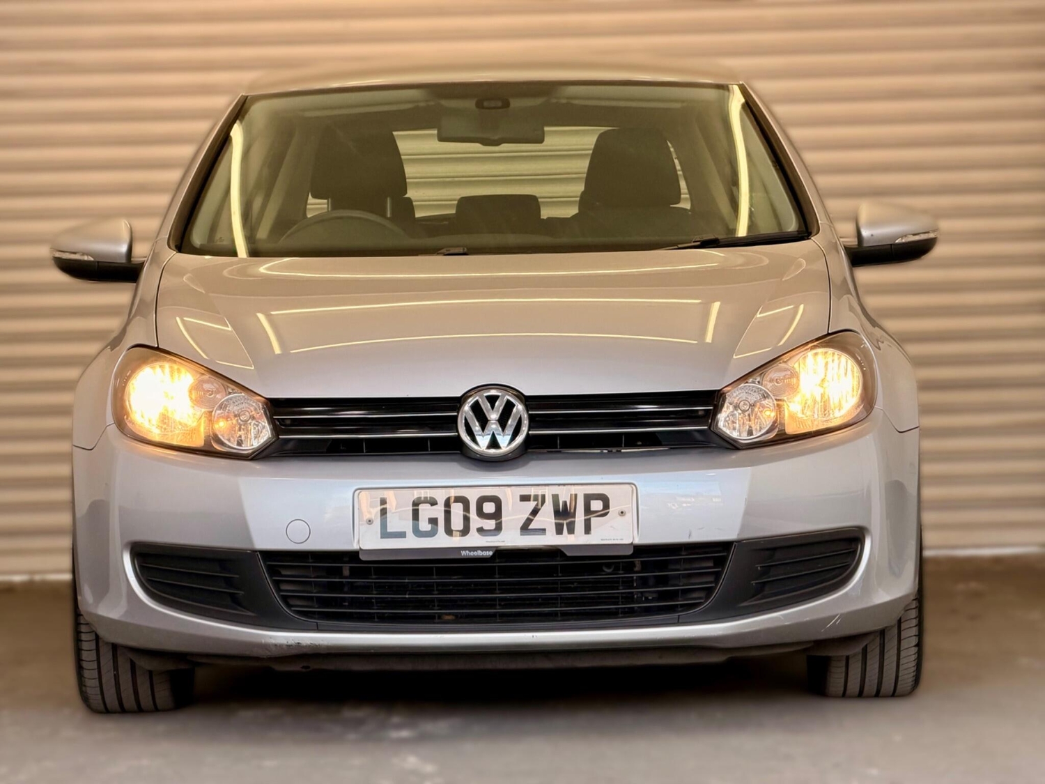 [ berth ]Volkswagen Golf