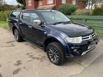 Mitsubishi L200 2015