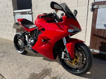 Ducati Supersport 2017