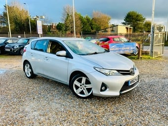 Toyota Auris 2012