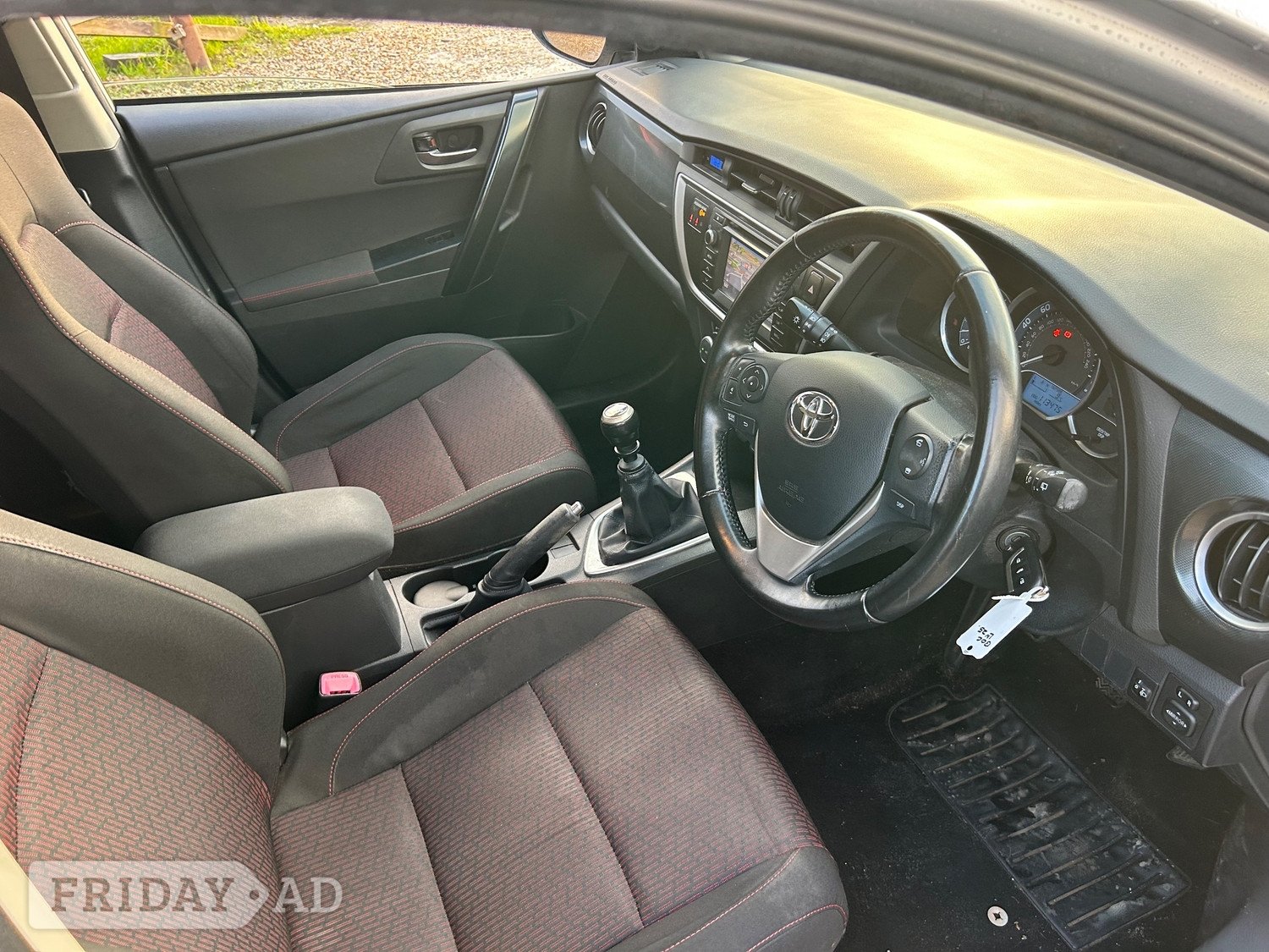 [ berth ]Toyota Auris