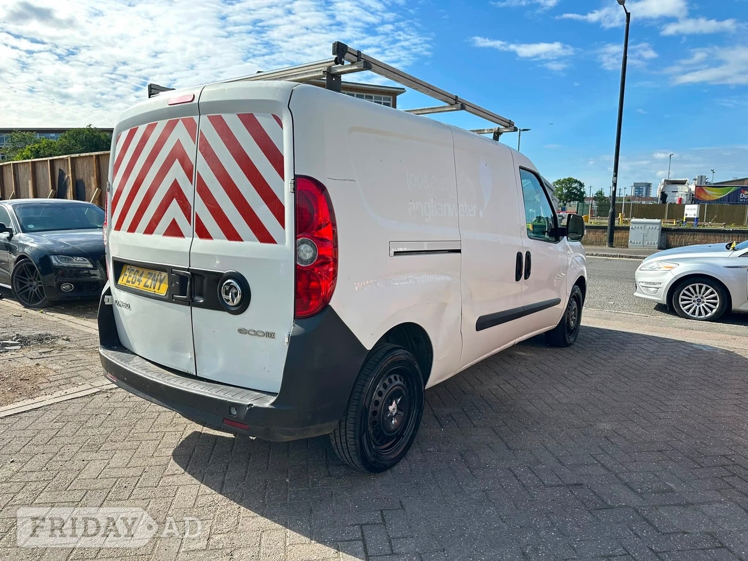 Vauxhall Combo 2014 - Vans & Commercial Vehicles in Slough