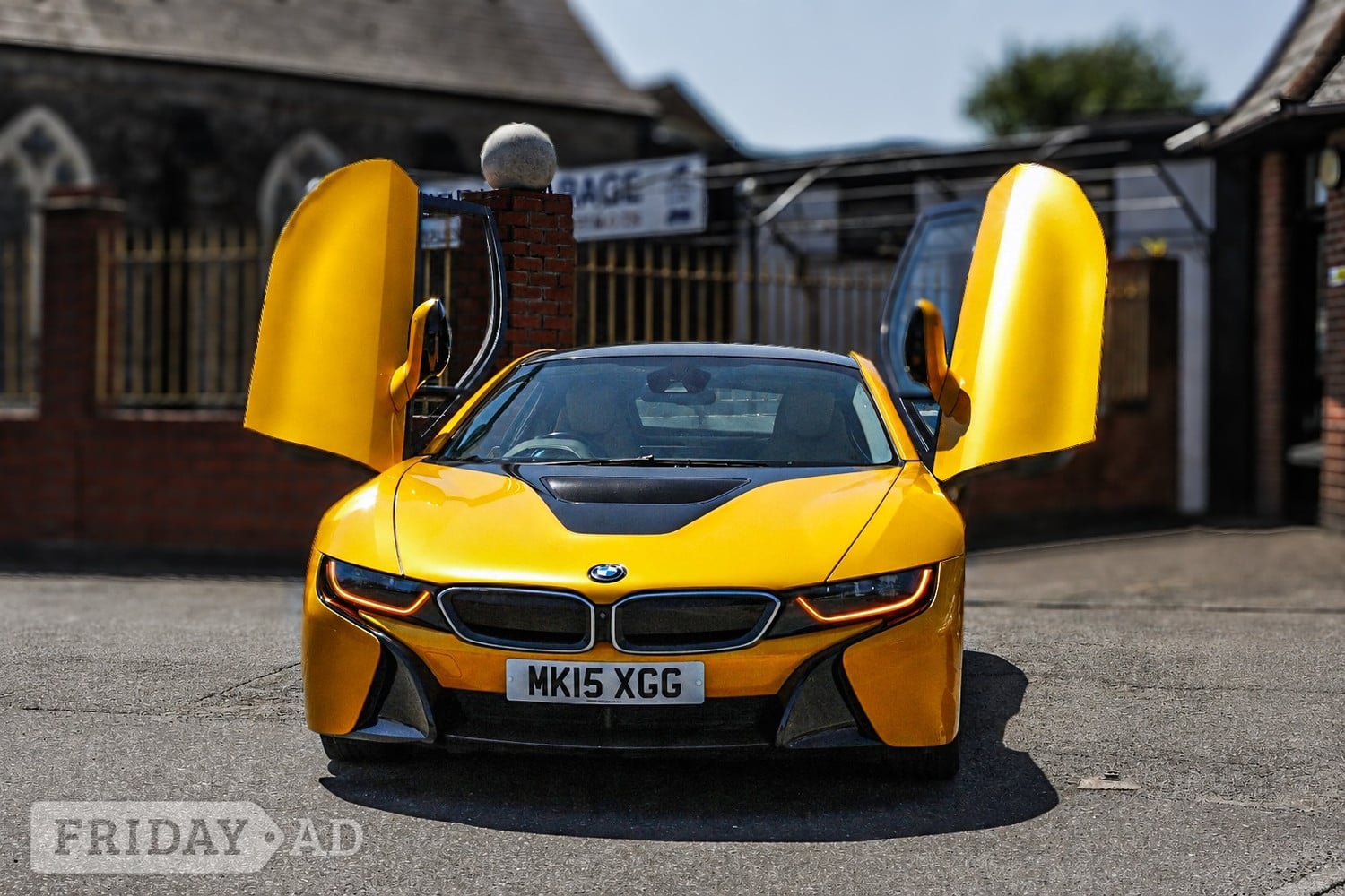 BMW i8 2015 in Lancing