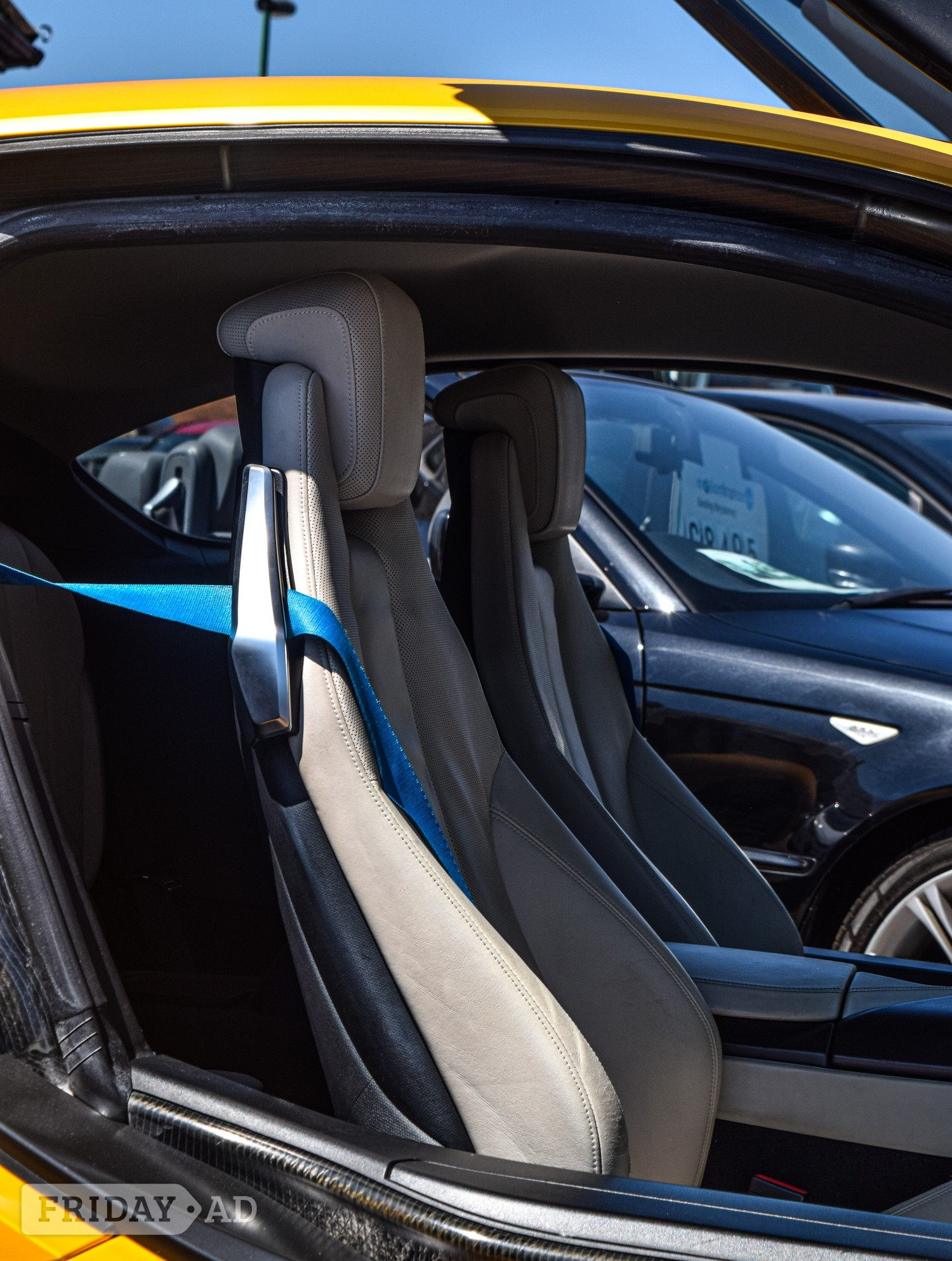 [ berth ]BMW i8