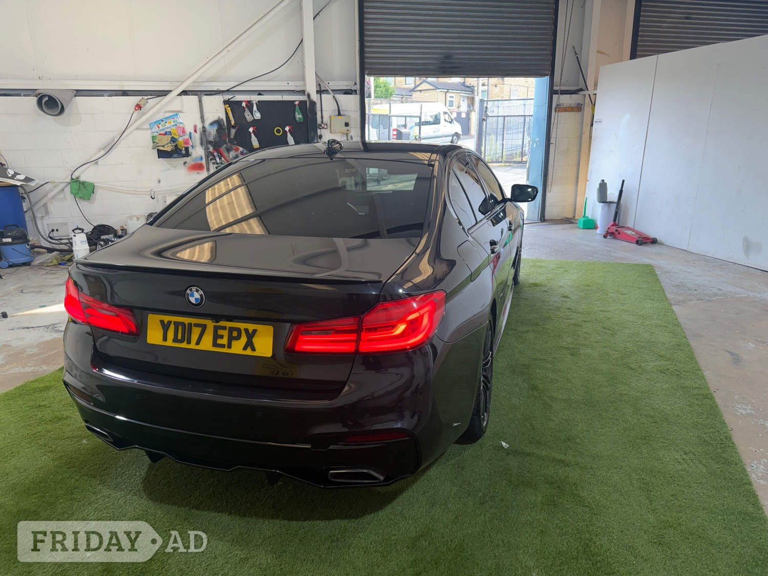 [ berth ]BMW 5 Series