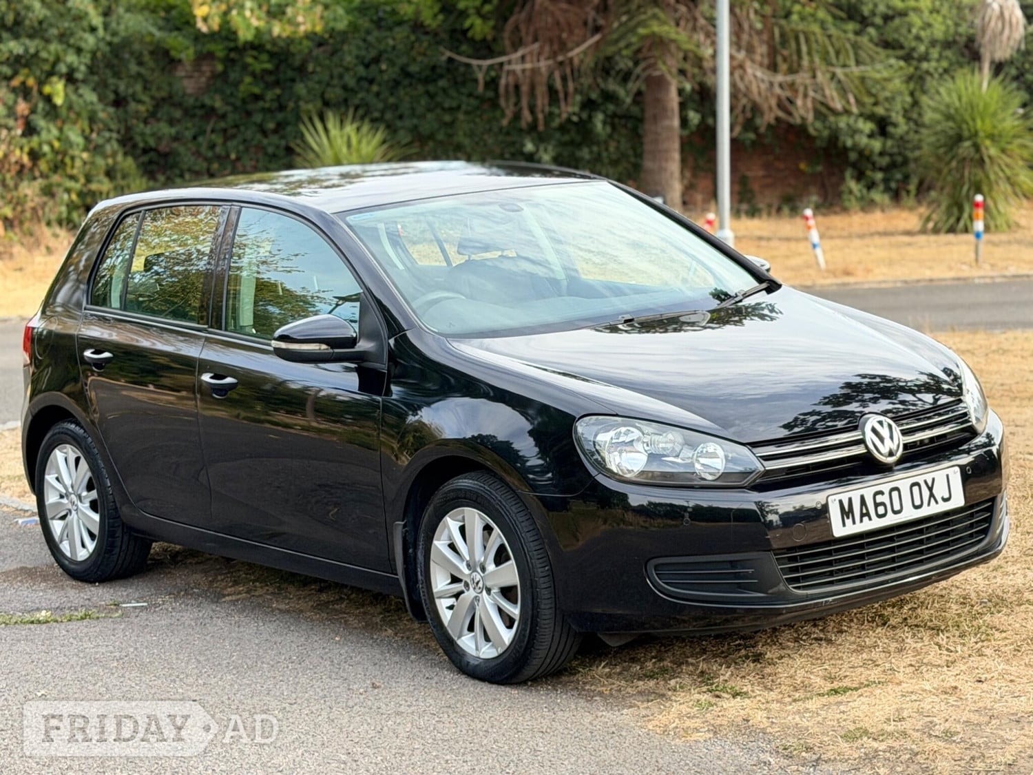 Volkswagen Golf 2010 - Cars