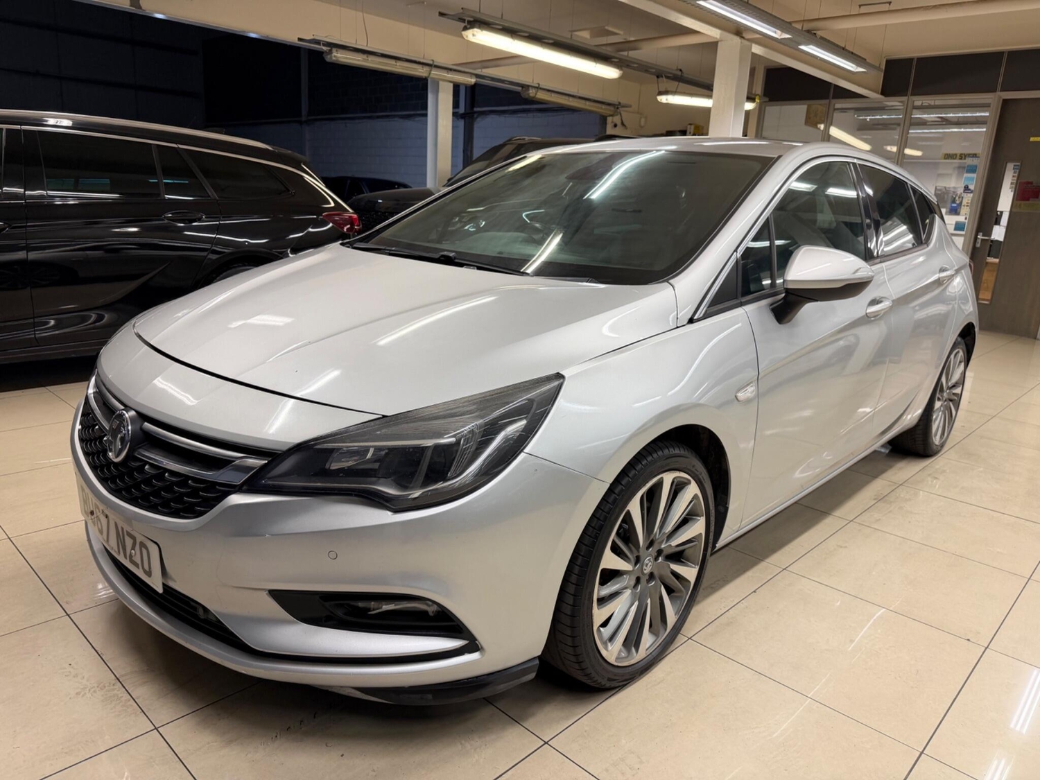 [ berth ]Vauxhall Astra