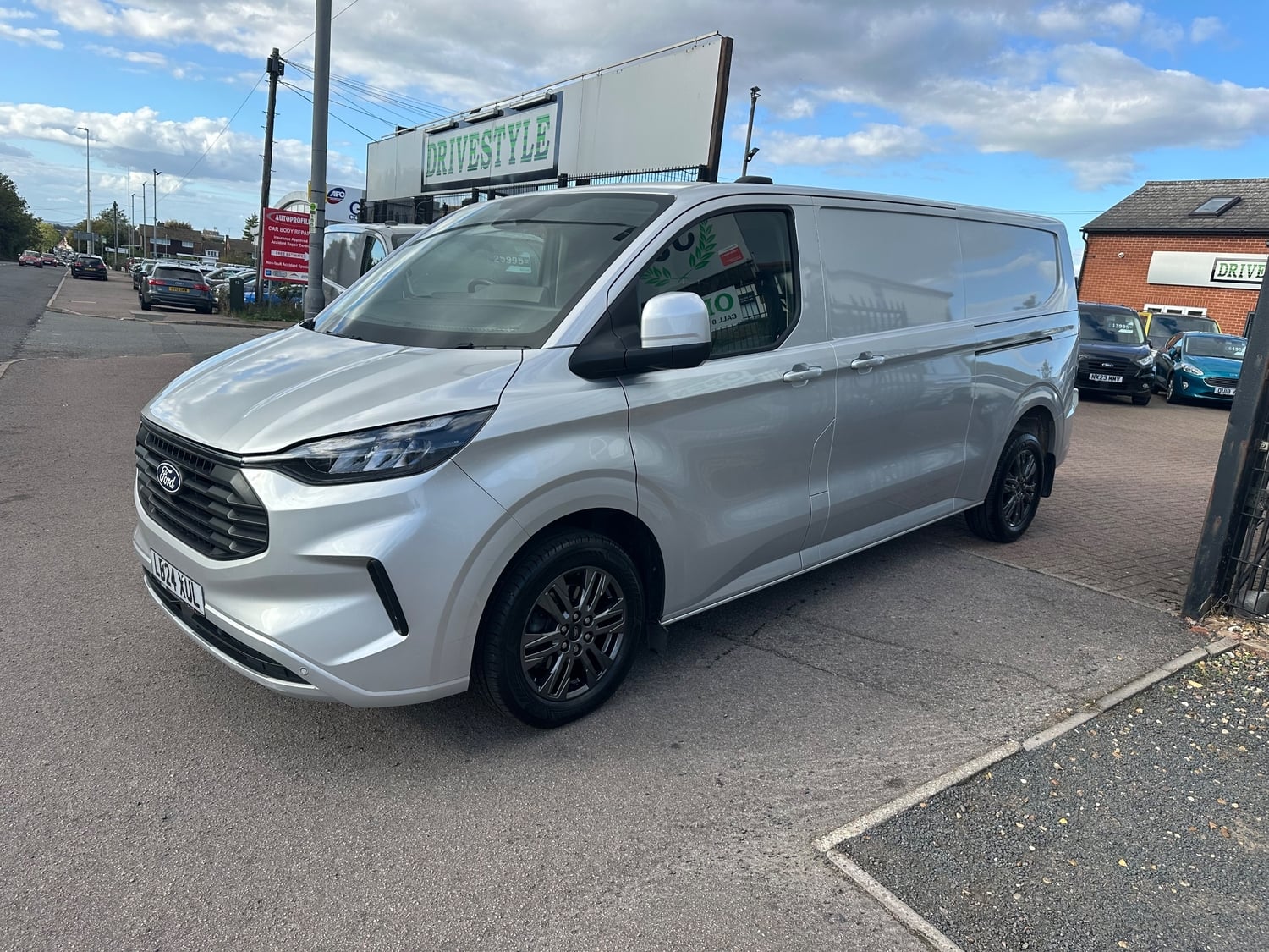 Ford Transit Custom 2024 - Vans & Commercial Vehicles