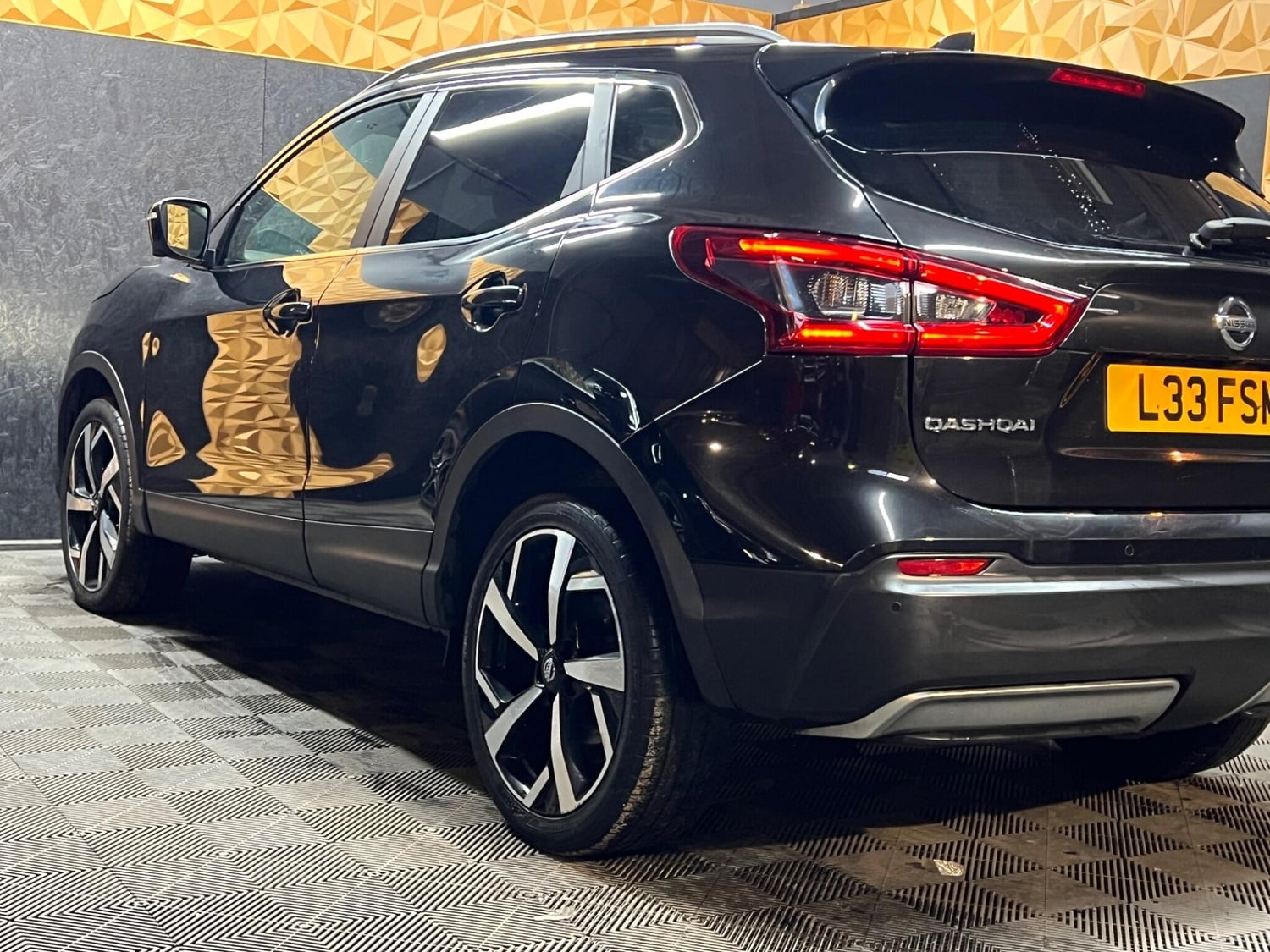Nissan Qashqai 2018 - Cars in Halifax