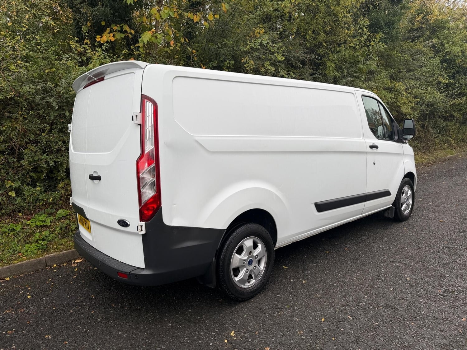 Ford Transit Custom 2017 - Vans & Commercial Vehicles in Mansfield
