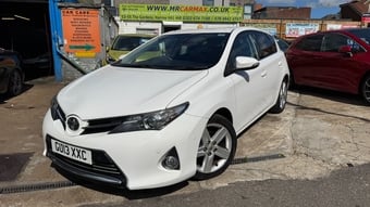 Toyota Auris 2013