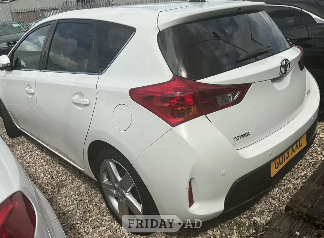 [ berth ]Toyota Auris