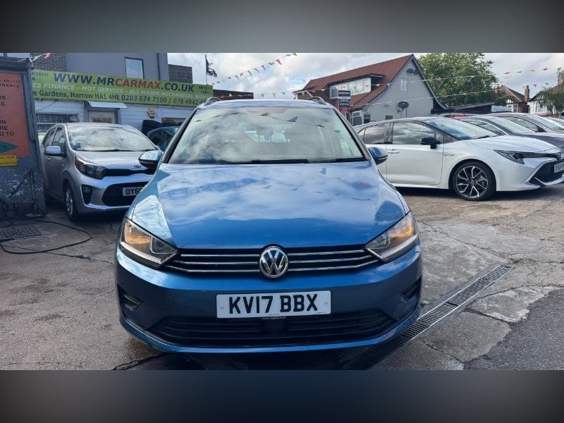 [ berth ]Volkswagen Golf SV