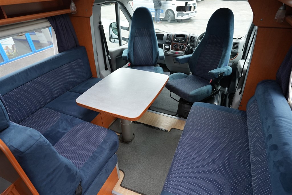 Geist Touring 690 2008 for sale - Motorhomes & Caravans in Haywards Heath