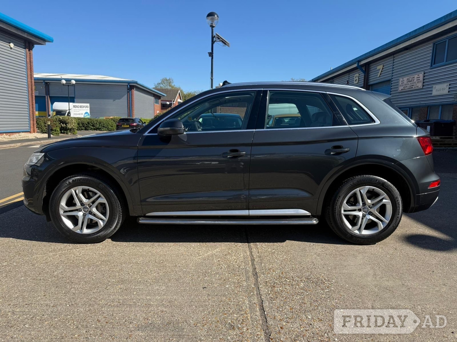 Audi Q5 2018 - Cars