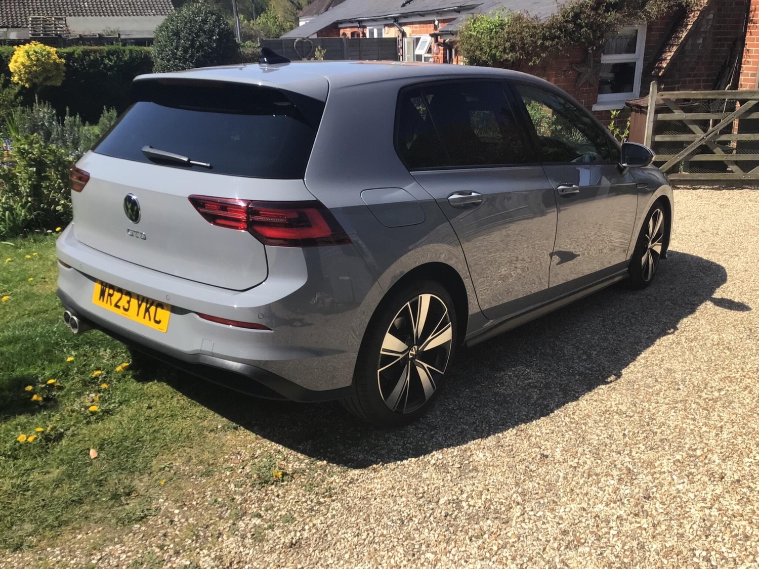 Volkswagen Golf 2023 - Cars in Farnham