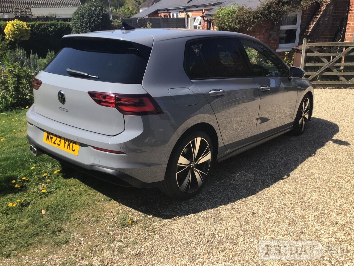 Volkswagen Golf 2023 - Cars in Farnham