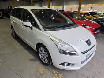 Peugeot 5008 2013