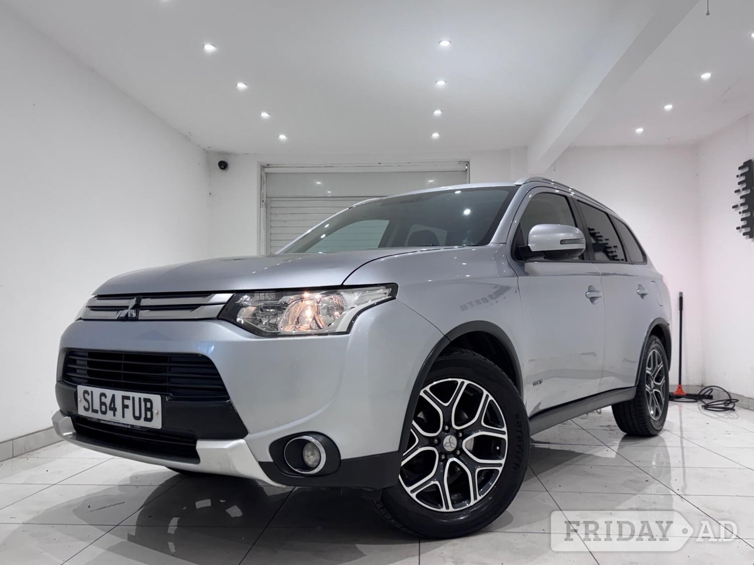 [ berth ]Mitsubishi Outlander