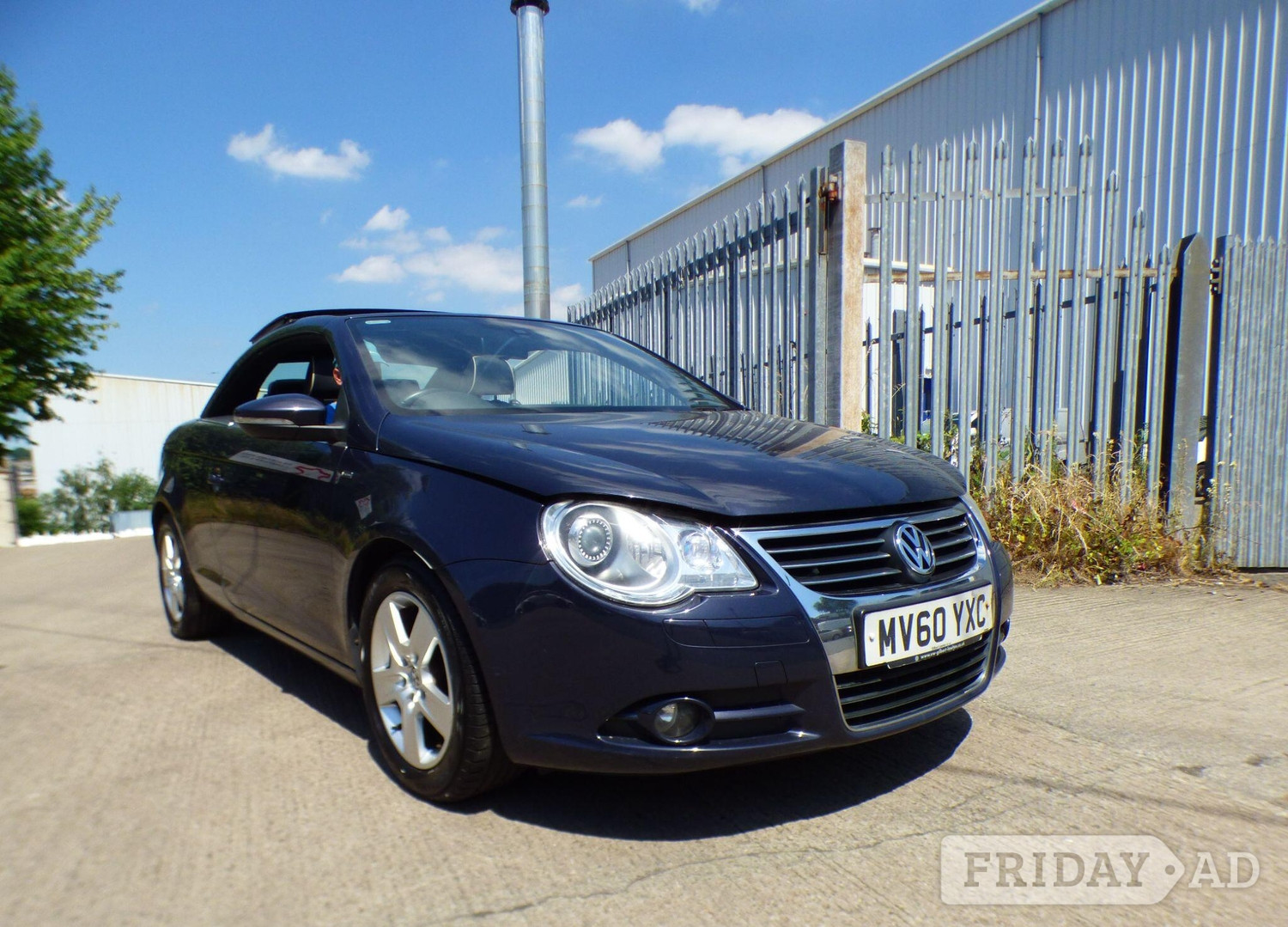 Volkswagen Eos 2010 - Cars in Bradford