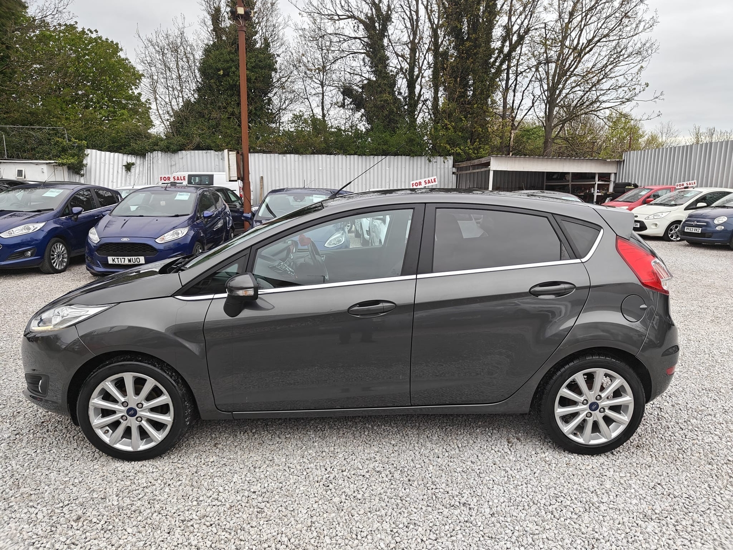 Ford Fiesta 2017 - Cars