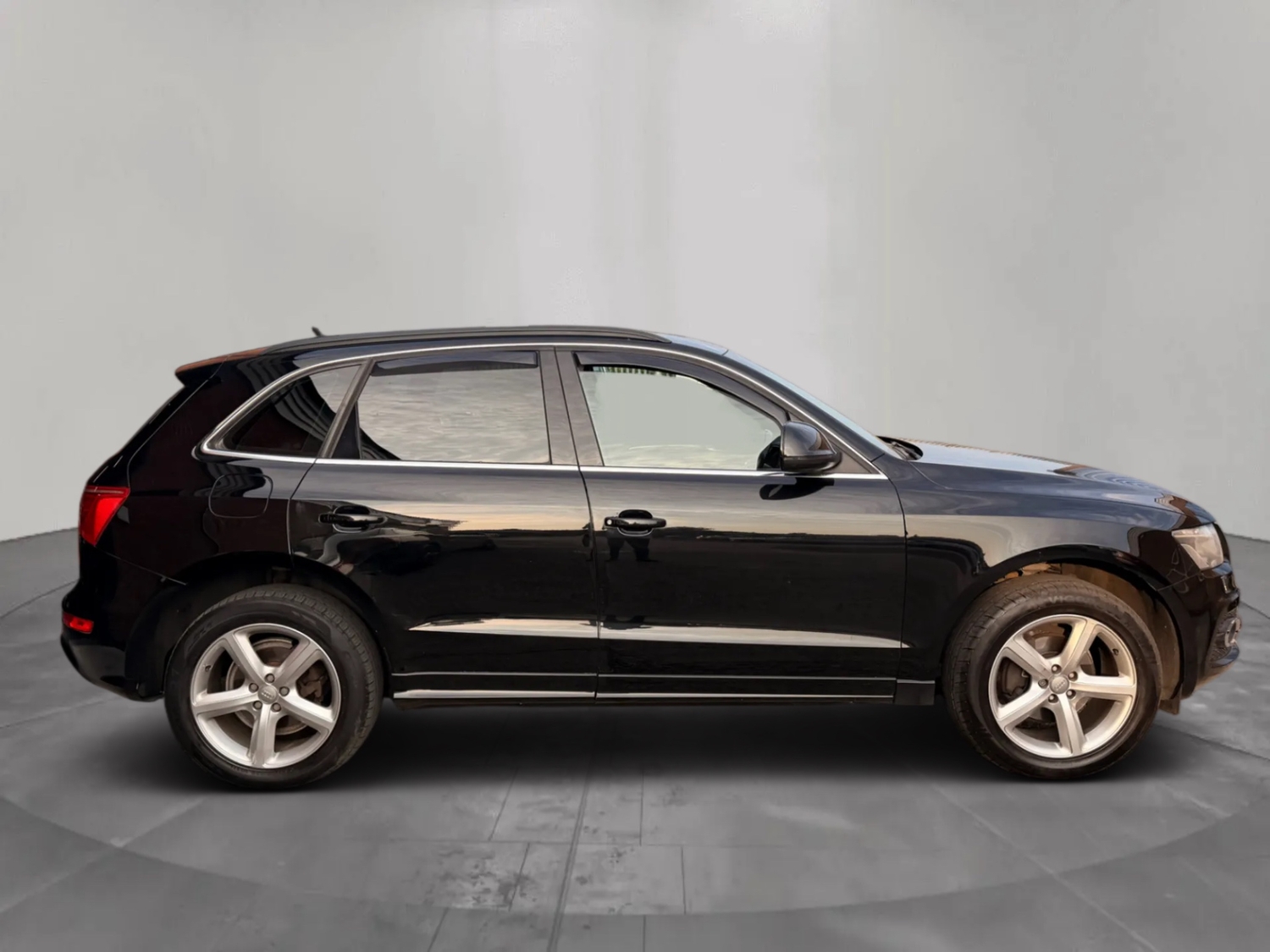 [ berth ]Audi Q5