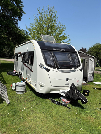 Swift Conqueror 645 2016