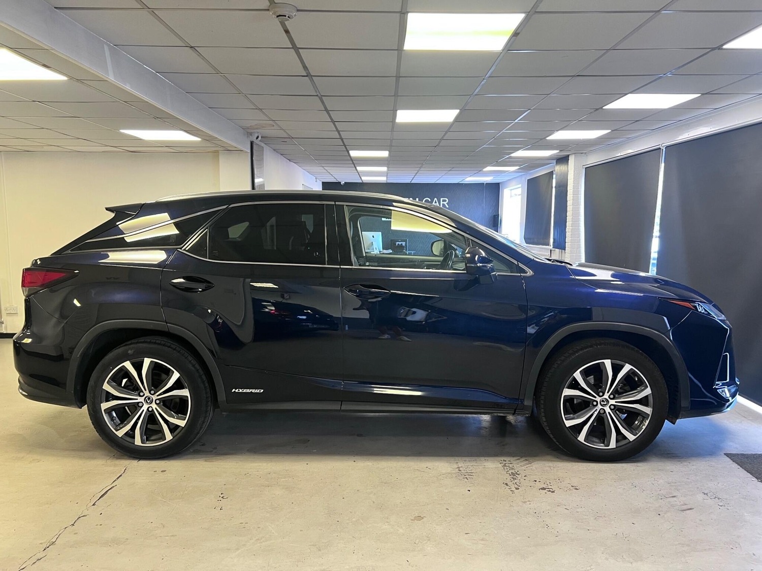 Lexus RX 2020 - Cars in Stroud