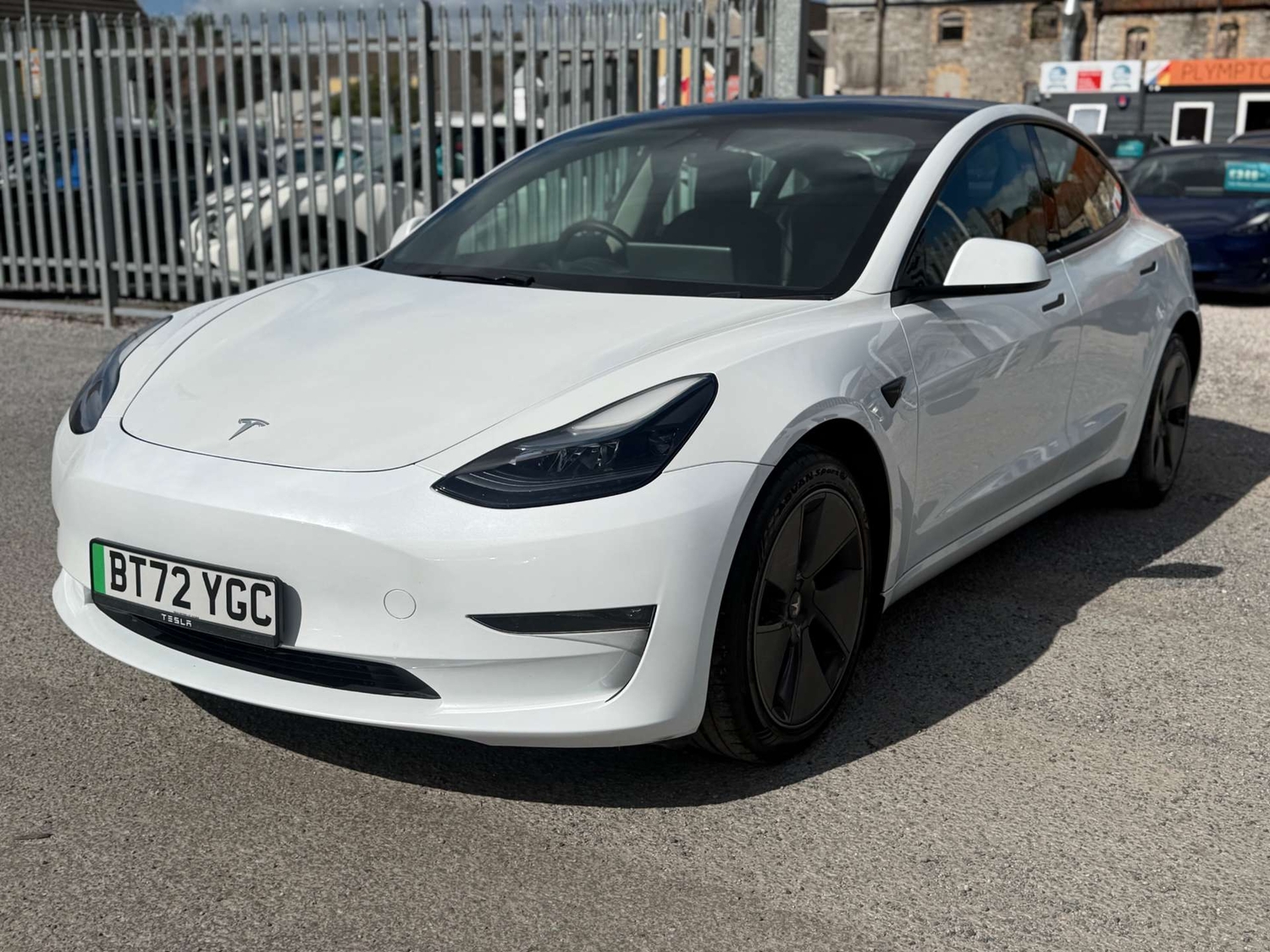 [ berth ]Tesla Model 3