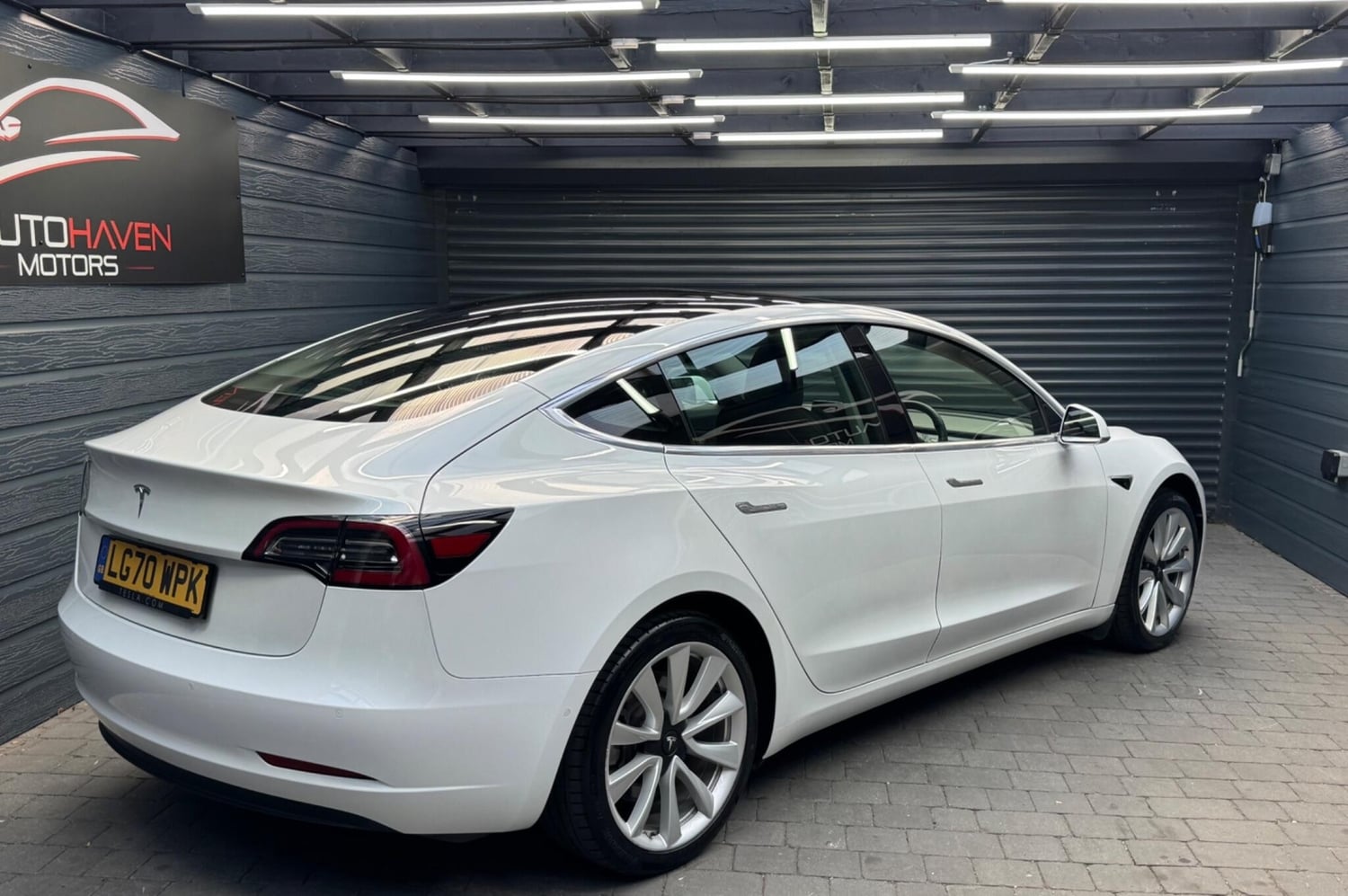 Tesla Model 3 2020 - Cars in High Wycombe