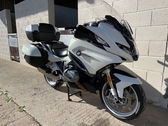 BMW R Series 2022