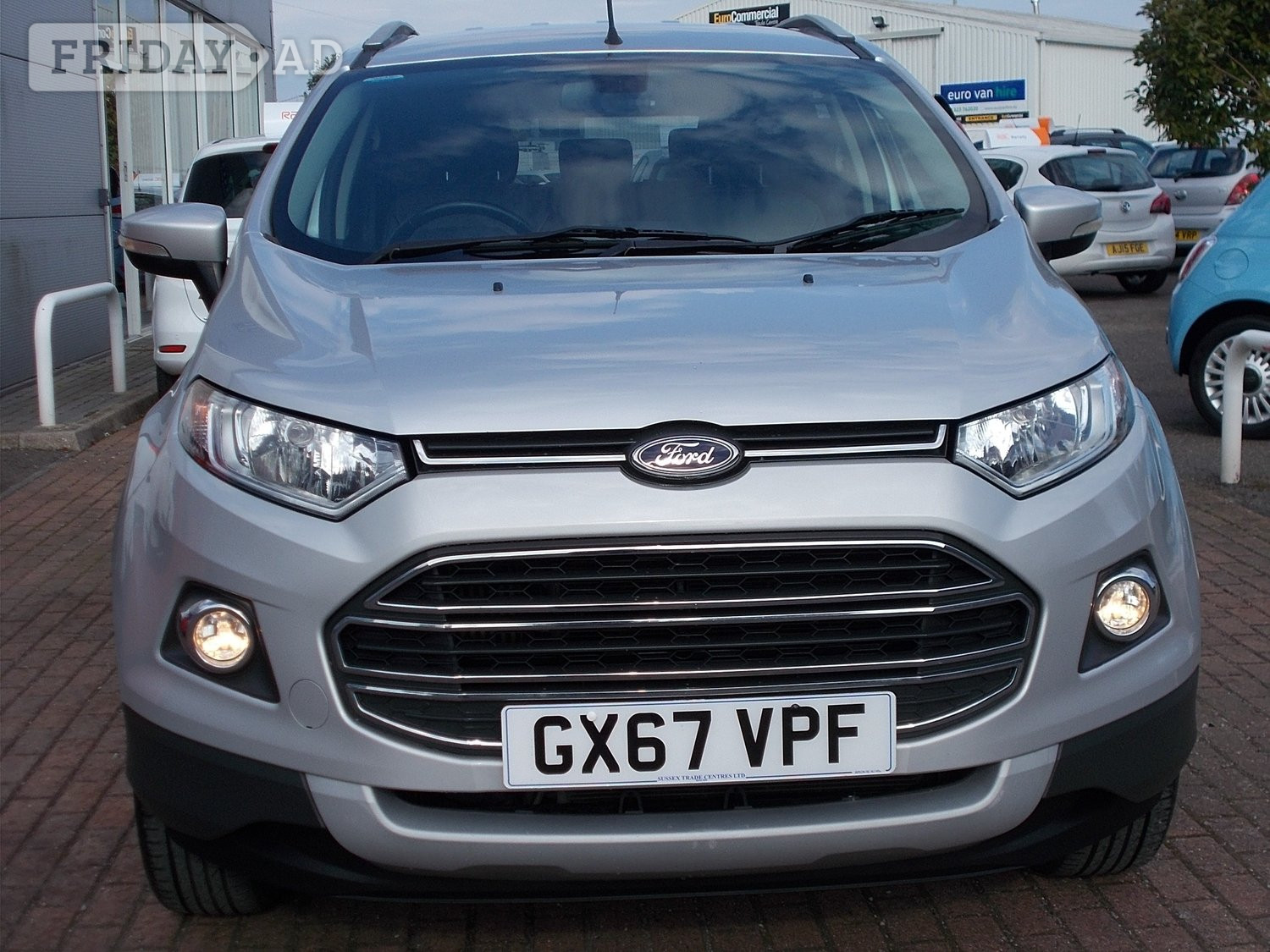 [ berth ]Ford Ecosport