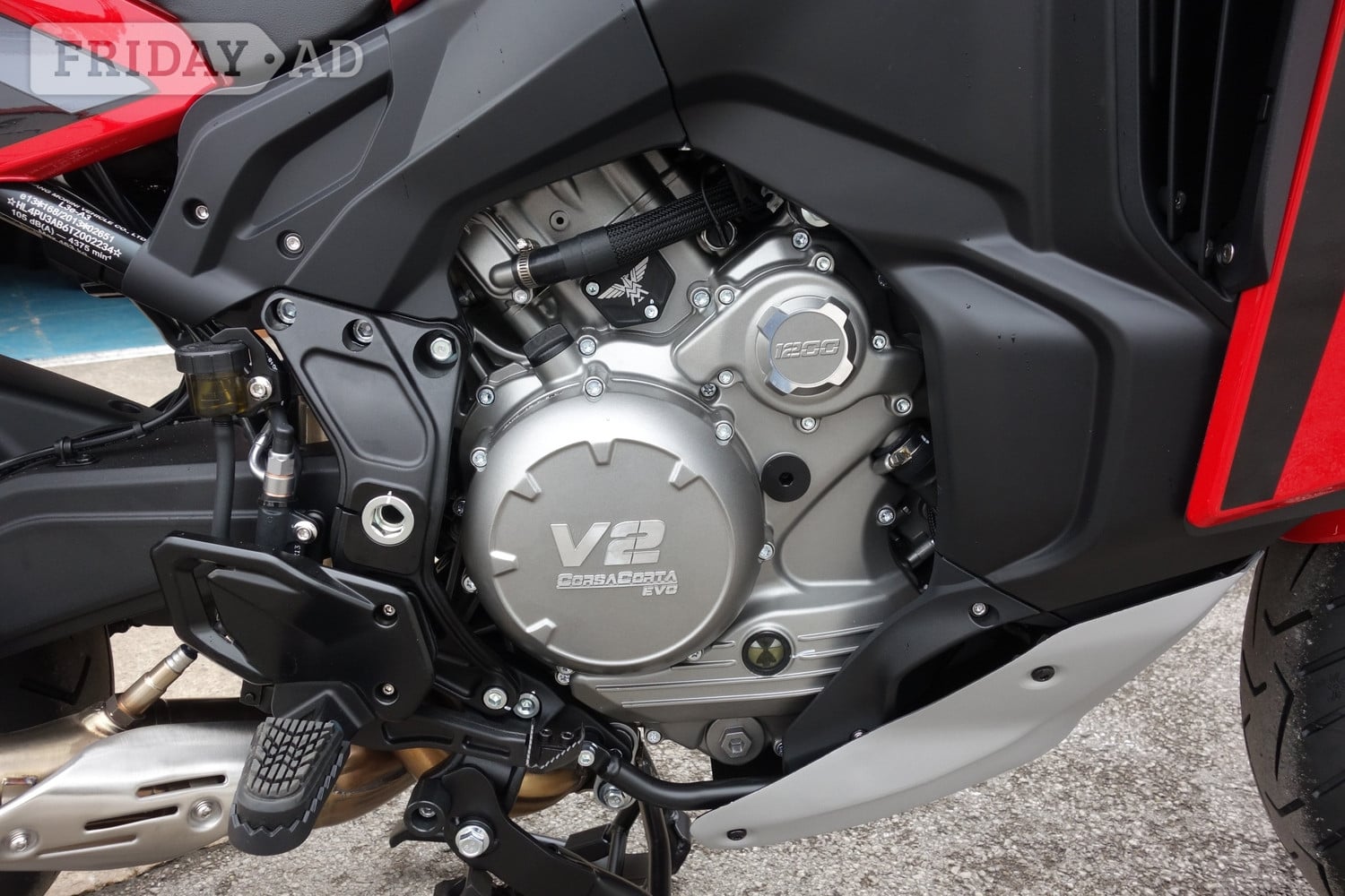 Moto Morini X-Cape 2026 - Motorbikes, Scooters & Quads