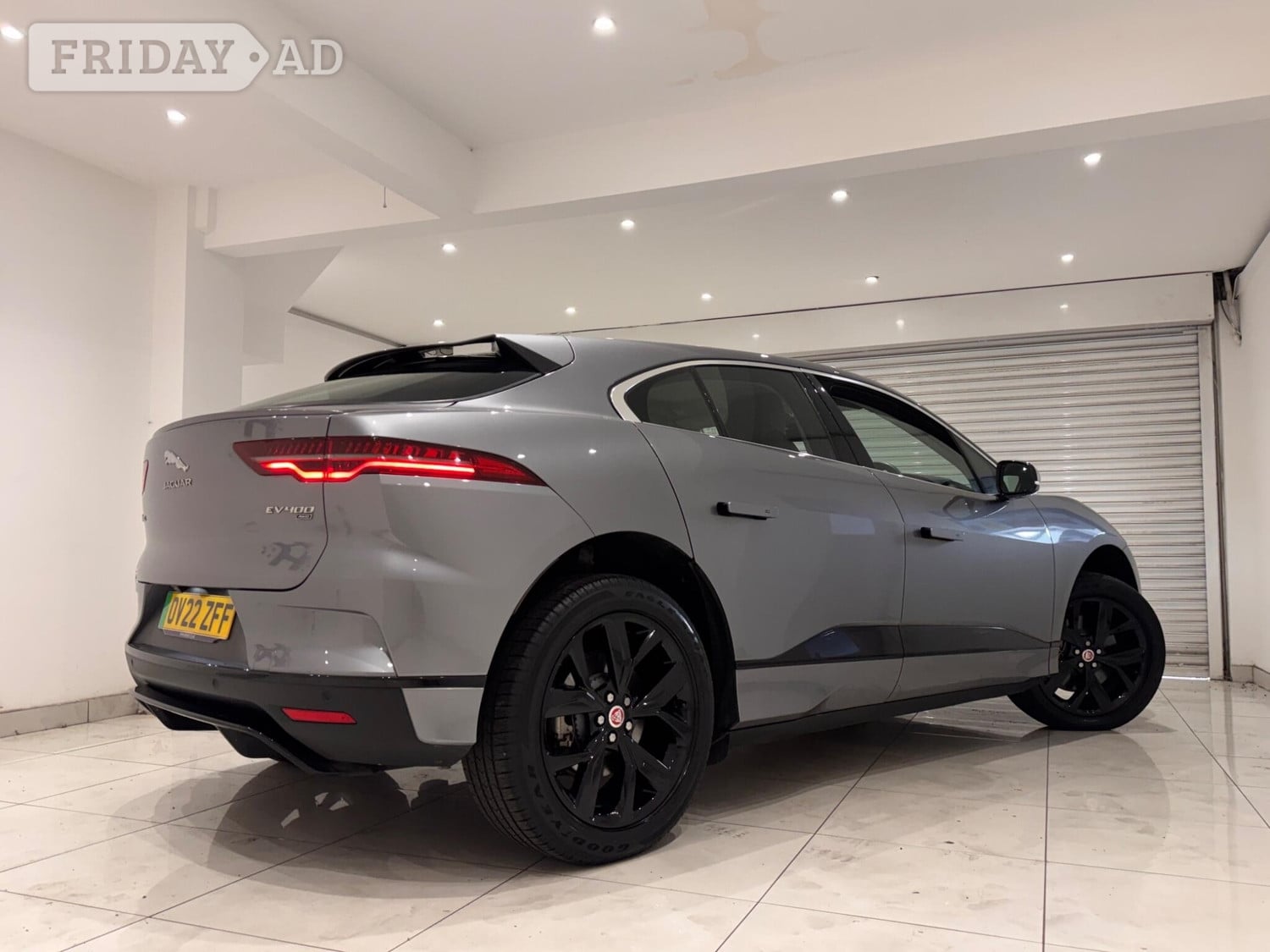 [ berth ]Jaguar I-Pace