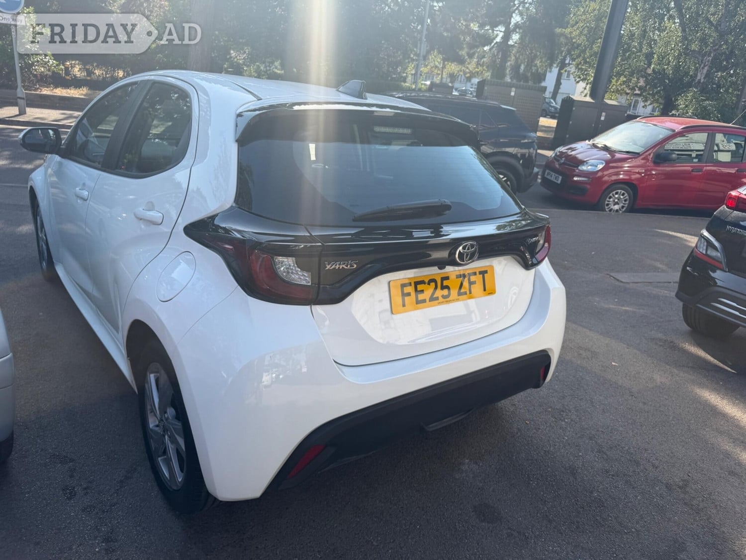 Toyota Yaris Sutton
