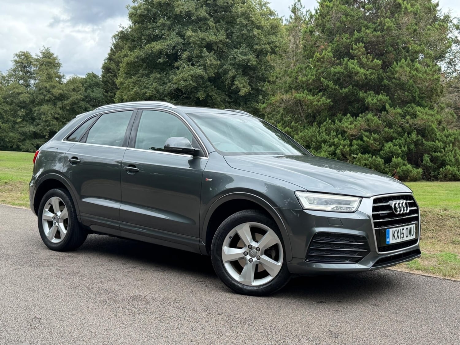 Audi Q3 2015 - Cars in Addlestone