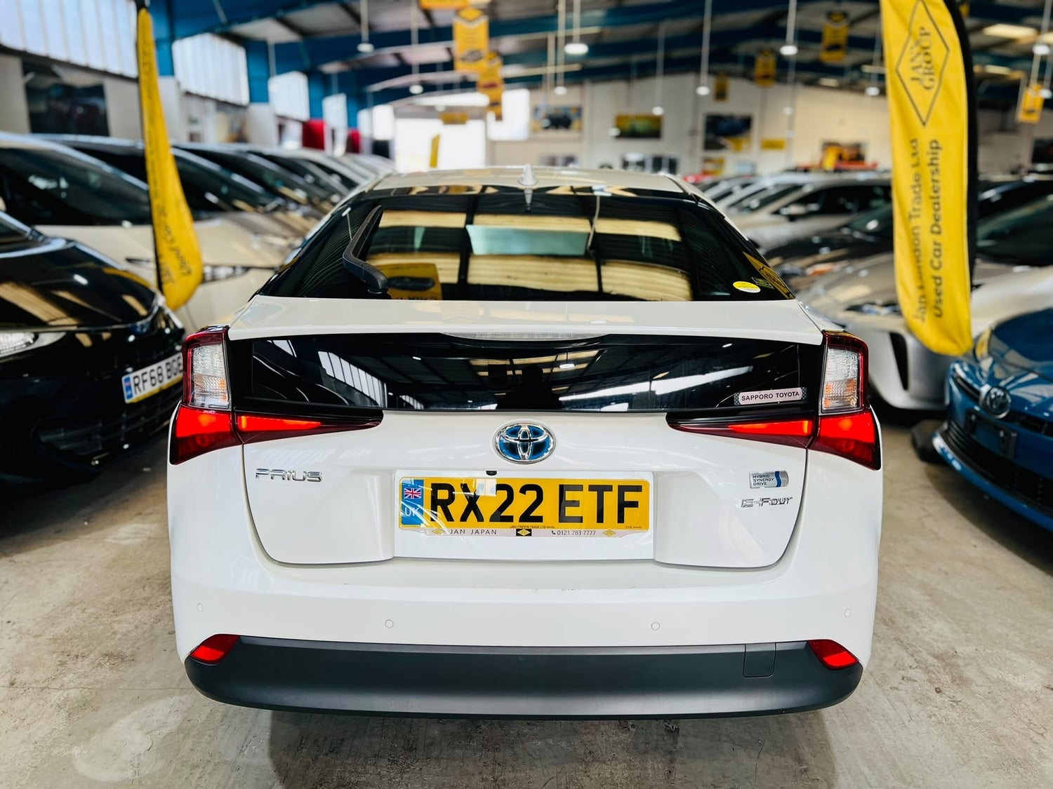 [ berth ]Toyota Prius
