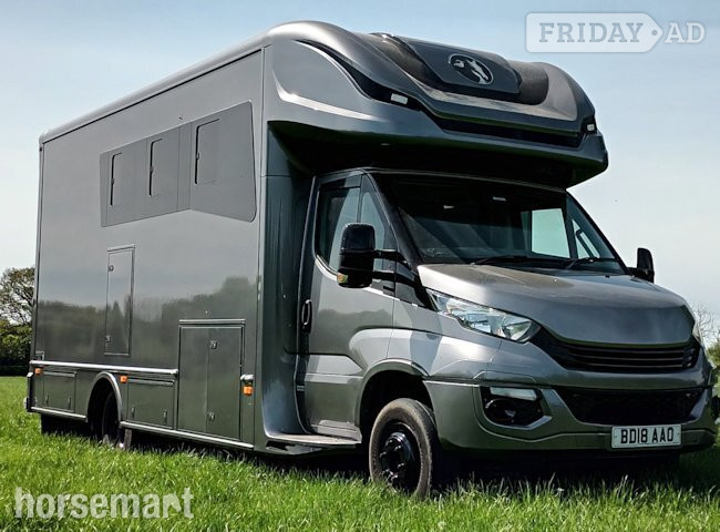 Hybred Horseboxes 72c Iveco Horsebox - Trailers & Horseboxes in Sandbach
