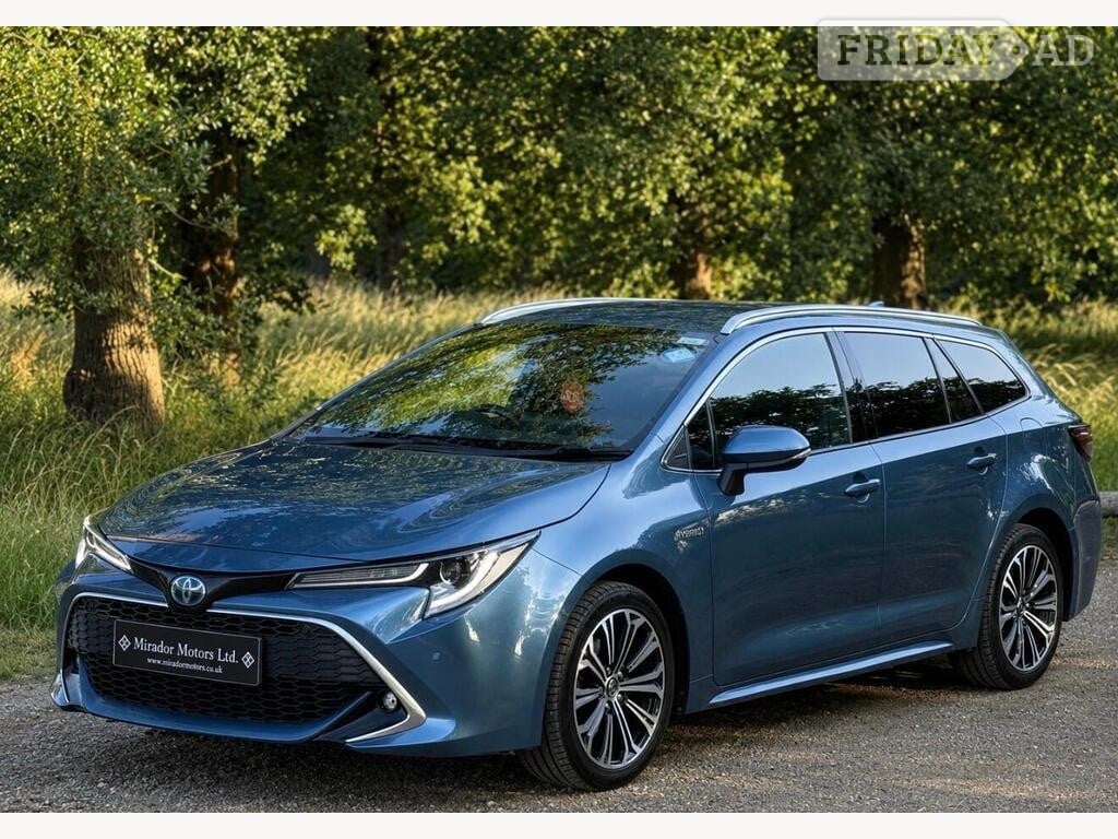 Toyota Corolla 2019 - Cars in Slough