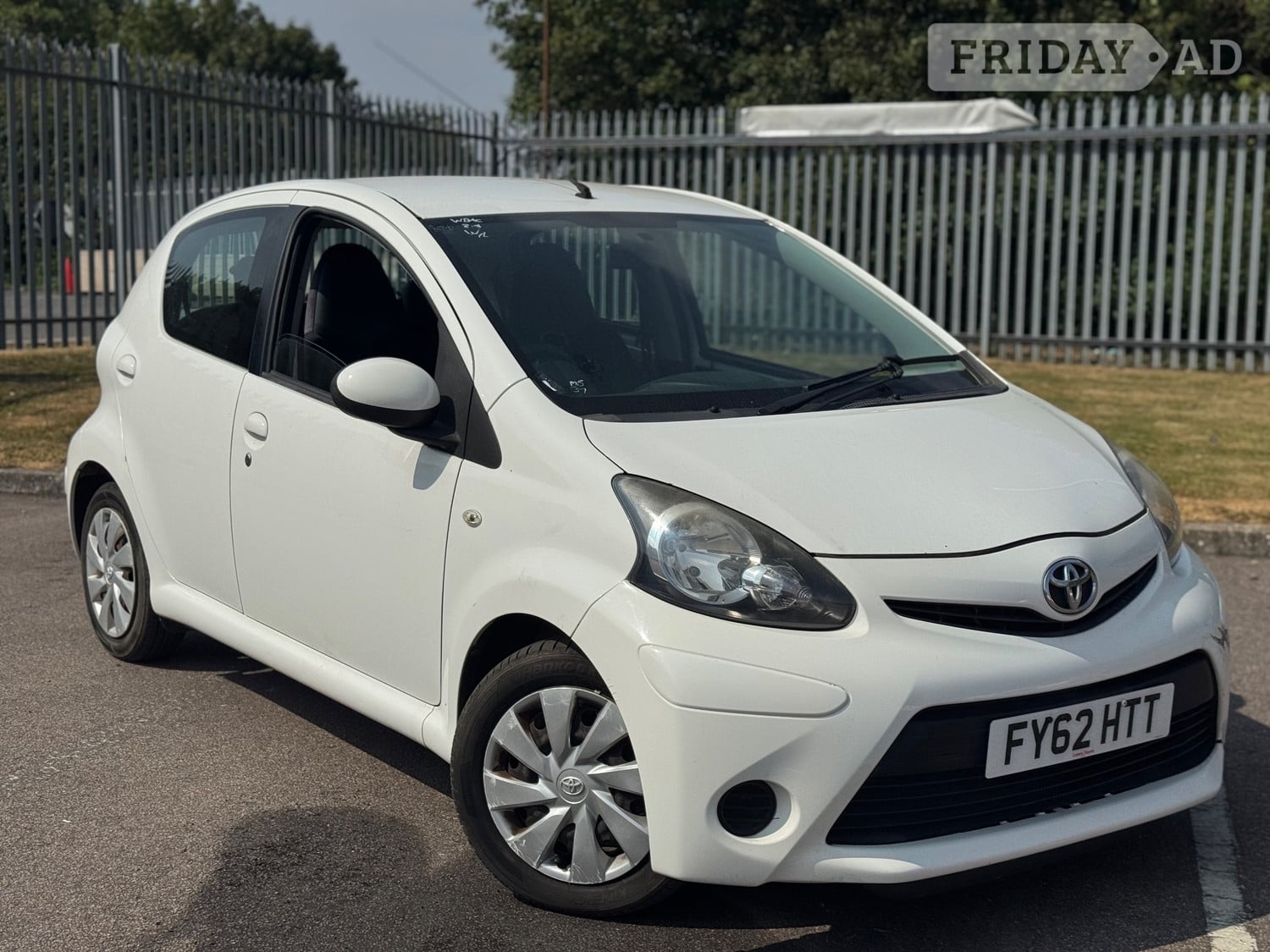 Toyota Aygo 2012 in Ashford