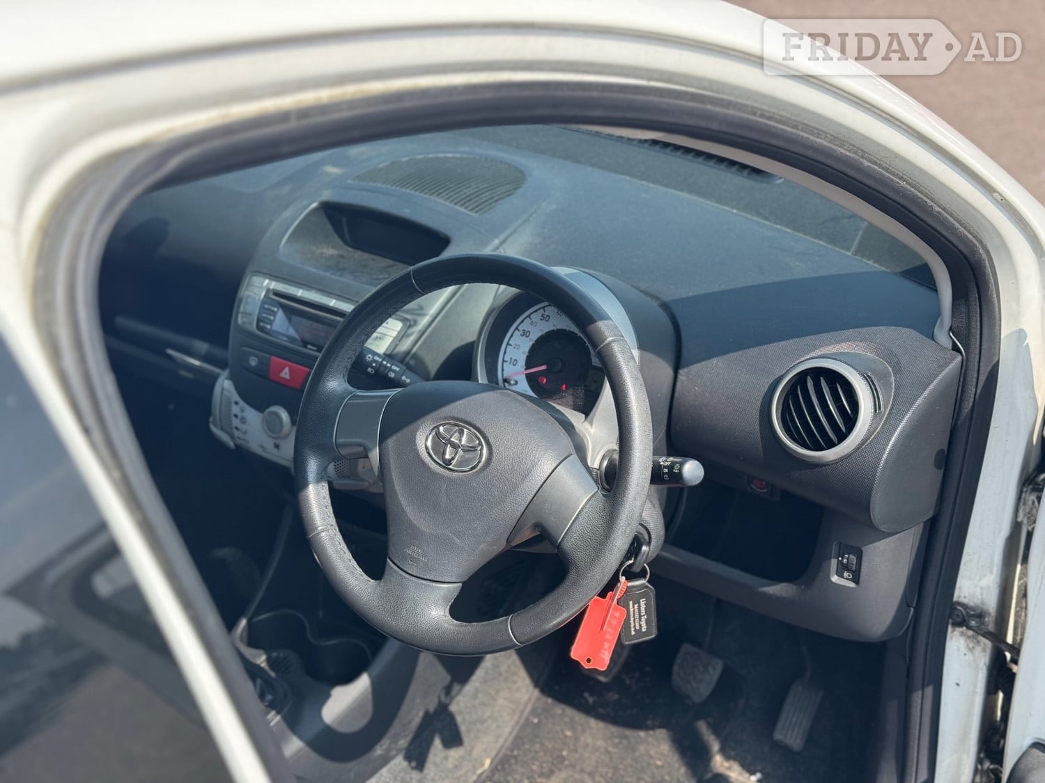 Toyota Aygo 2012 - Cars in Ashford