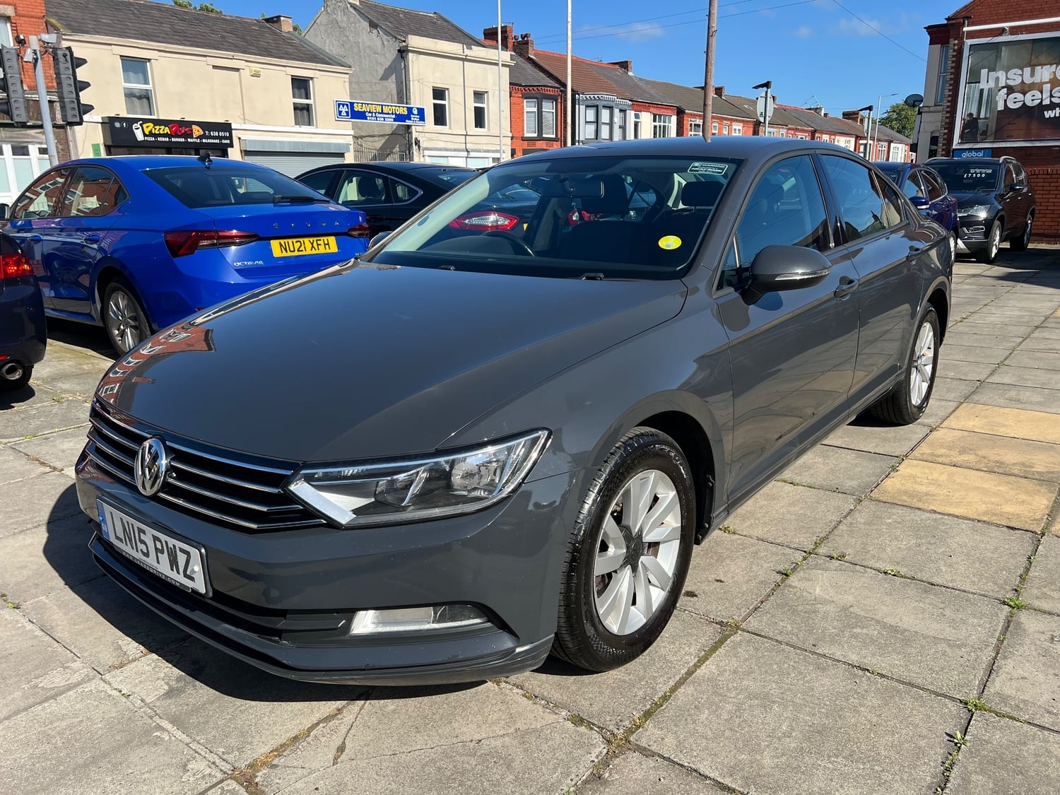 Volkswagen Passat 2015 - Cars