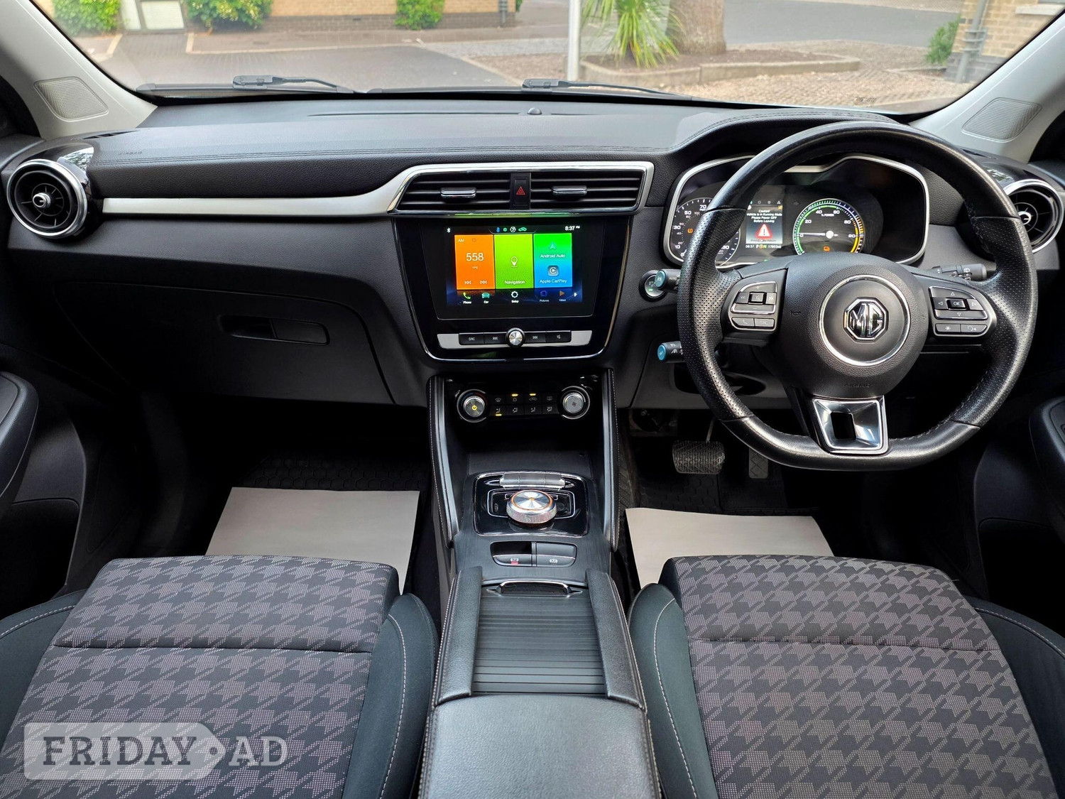 MG ZS 2020 - Cars